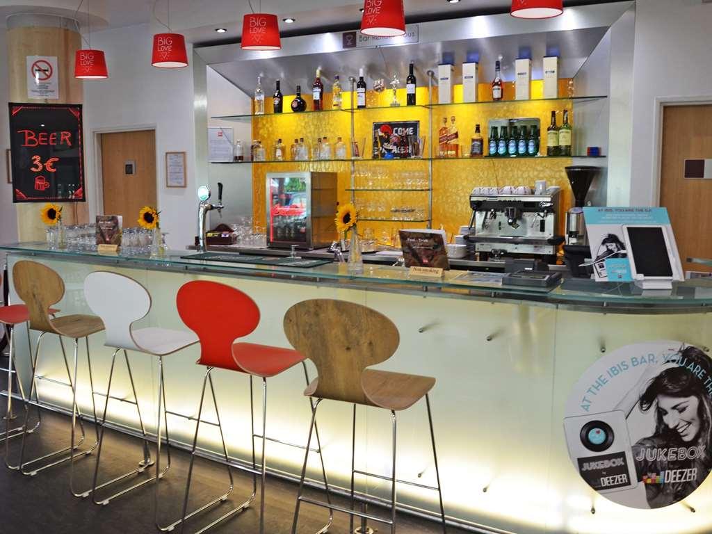 Ibis Gyor Hotel Ресторант снимка